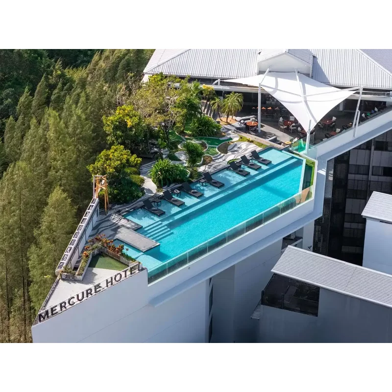 Oakwood Hotel Journeyhub Phuket