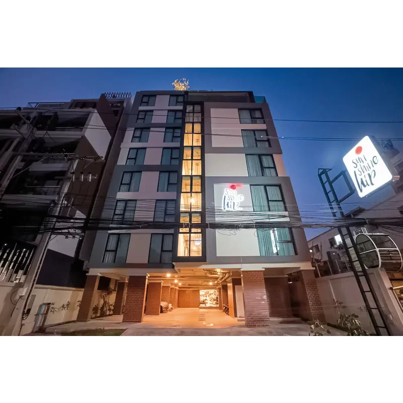 Sunshine Hip Hotel